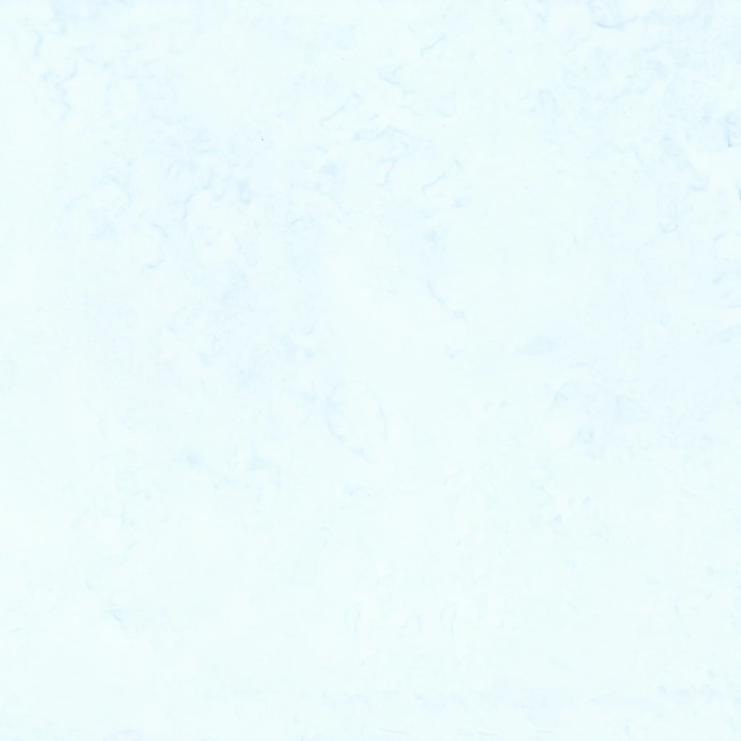 BT21000-690 Icy Blue Batik 43/44"